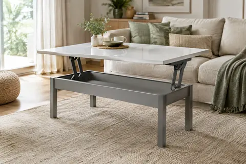 Table basse relevable laquée blanche, plateau déployé sur des pieds en métal gris dans un salon lumineux.